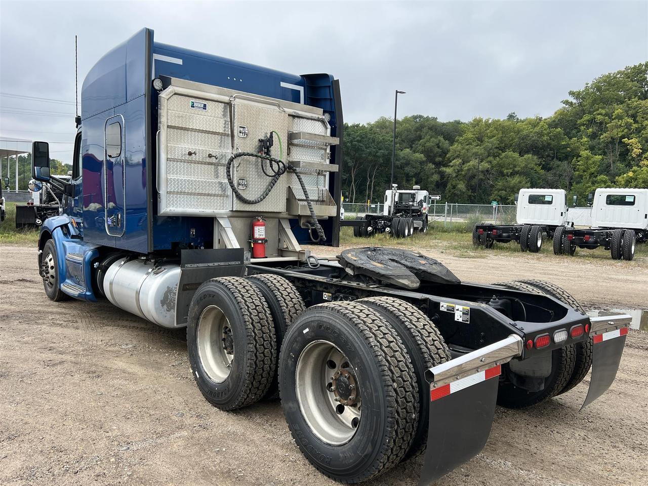 2022 Peterbilt 579 80&quot; Mid Roof Rochester MN