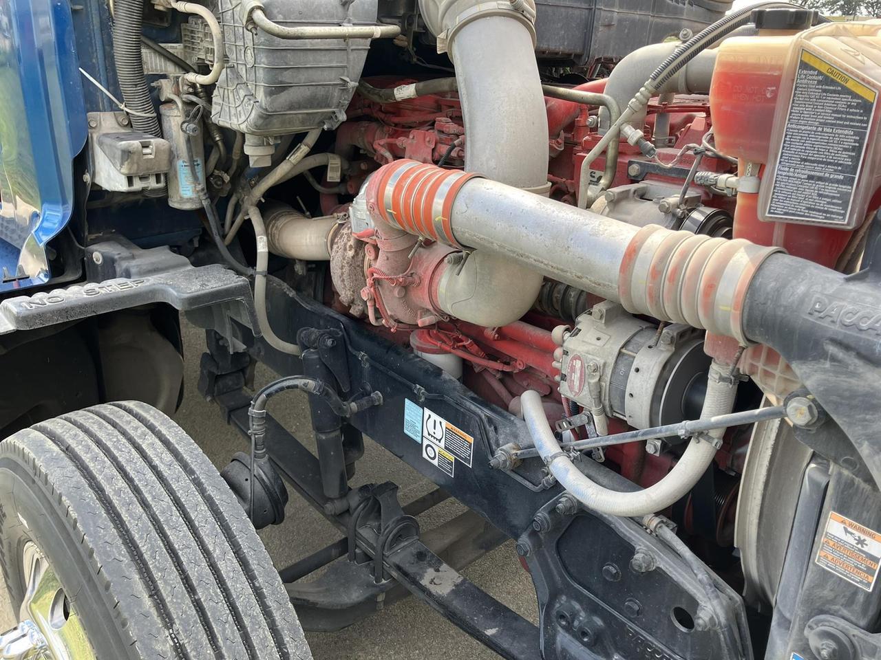 2022 Peterbilt 579 80&quot; Mid Roof Fargo ND