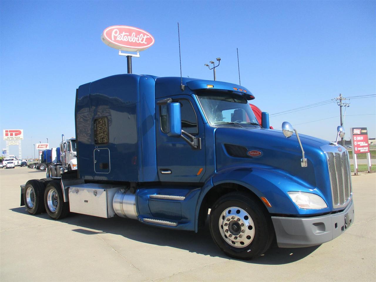 2022 Peterbilt 579