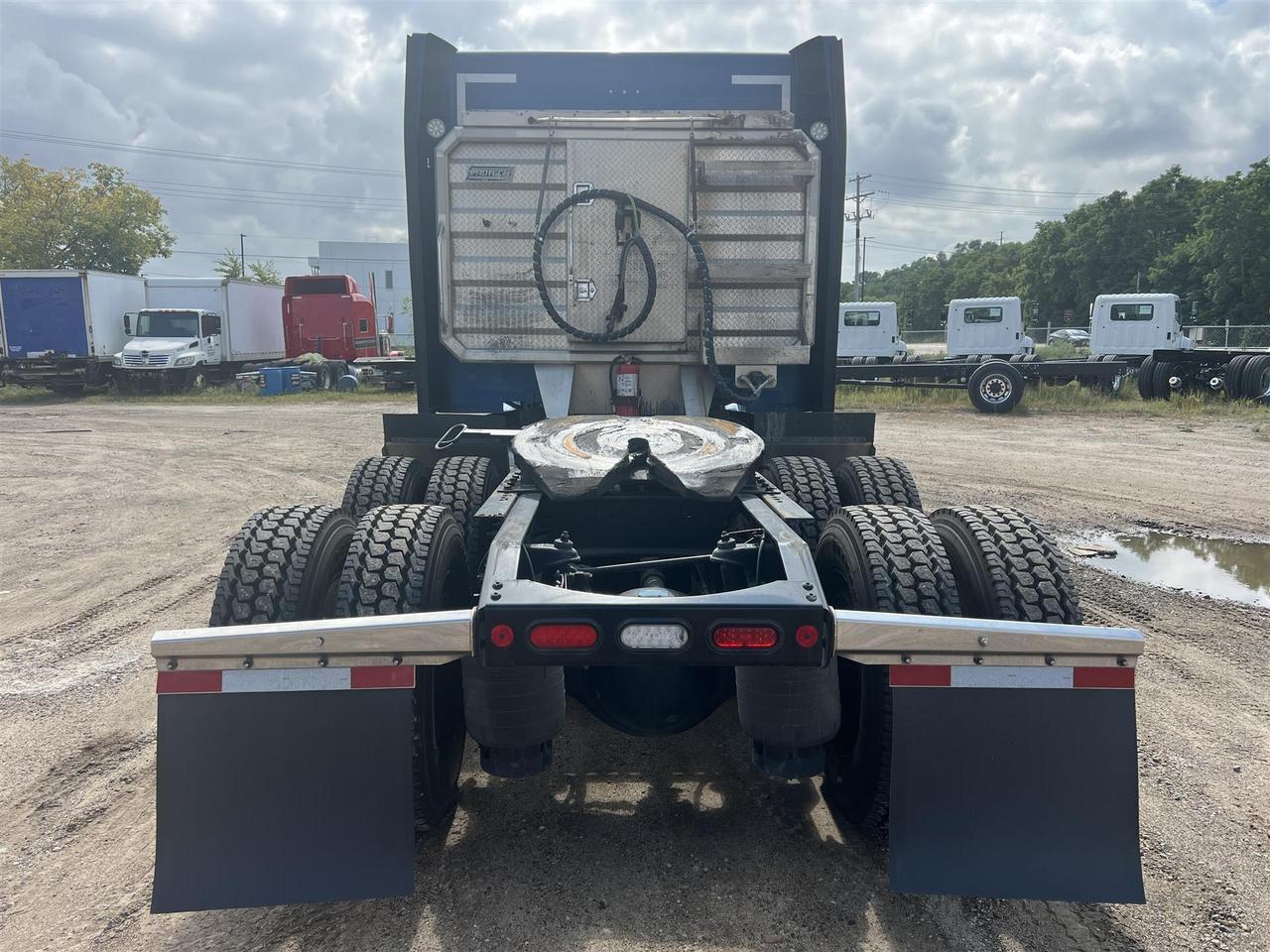 2022 Peterbilt 579 80&quot; Mid Roof Fargo ND