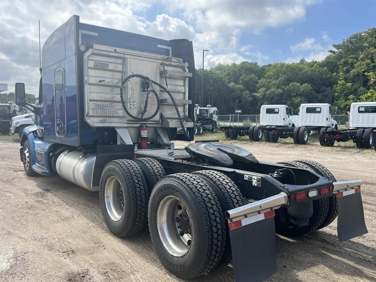 2022 Peterbilt 579 80&quot; Mid Roof Fargo ND