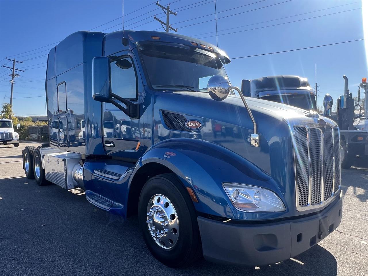 2022 Peterbilt 579