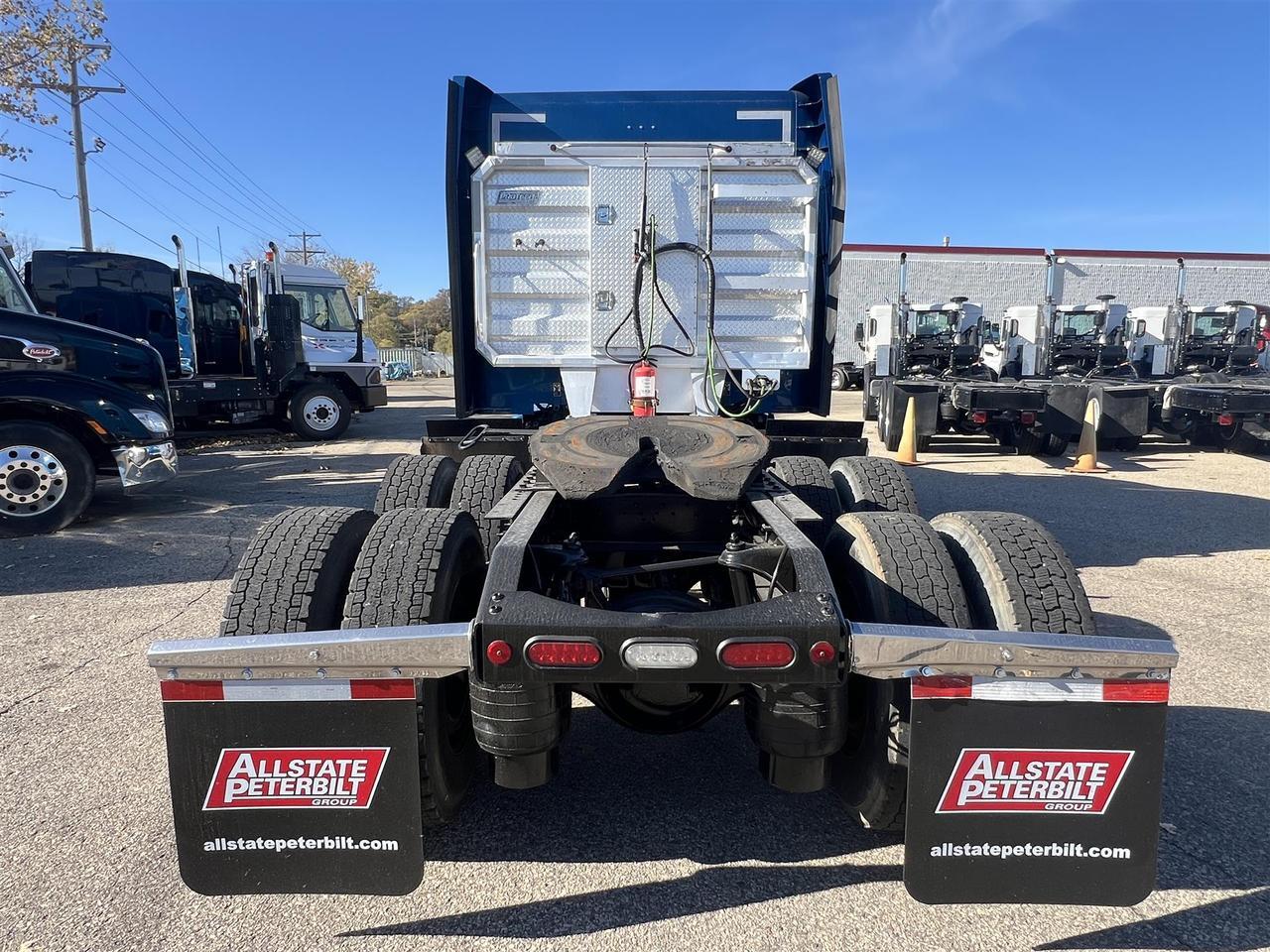 2022 Peterbilt 579 80&quot; Mid Roof South St. Paul MN