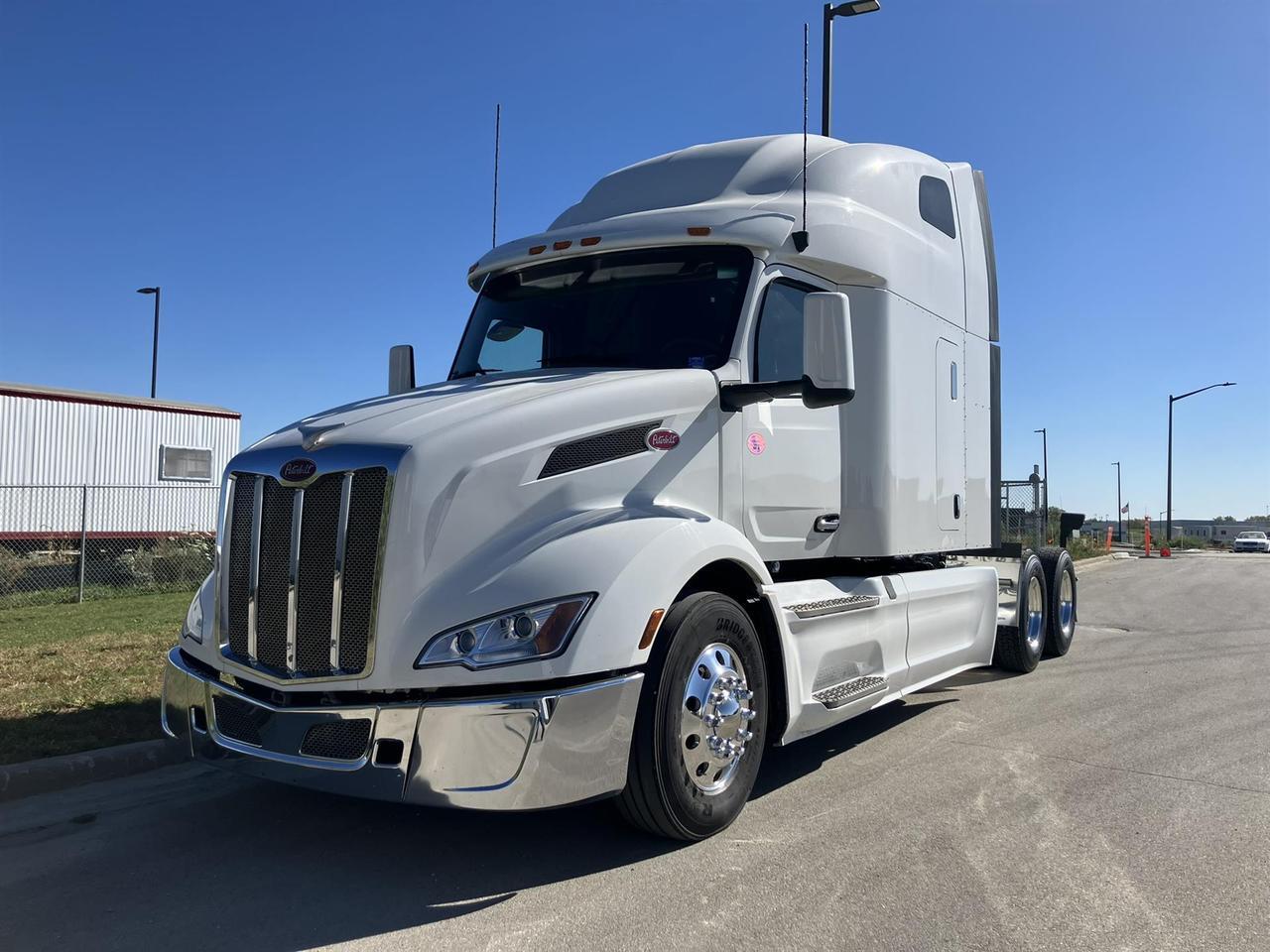 2022 Peterbilt 579