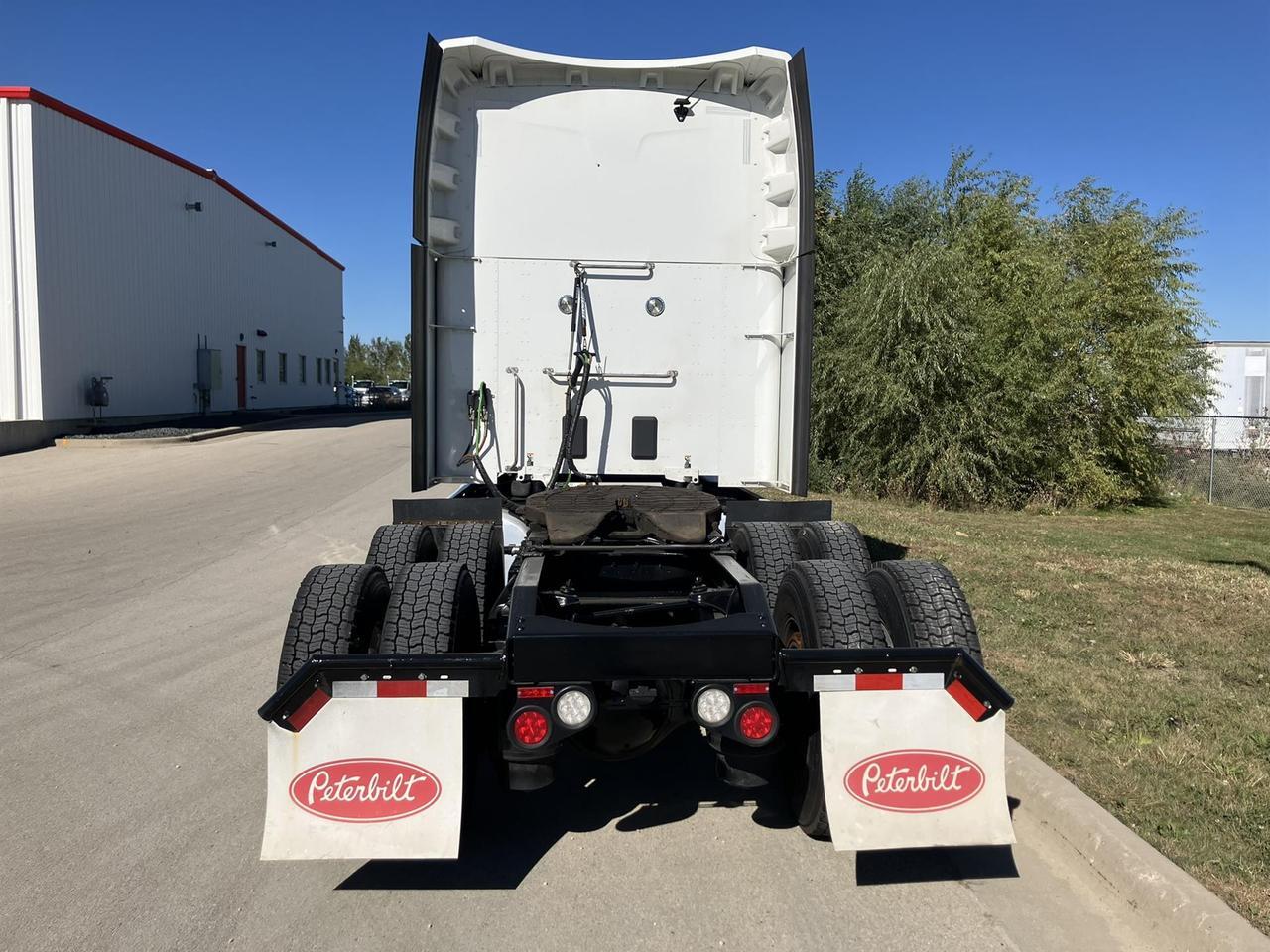 2022 Peterbilt 579 Ultraloft Rochester MN