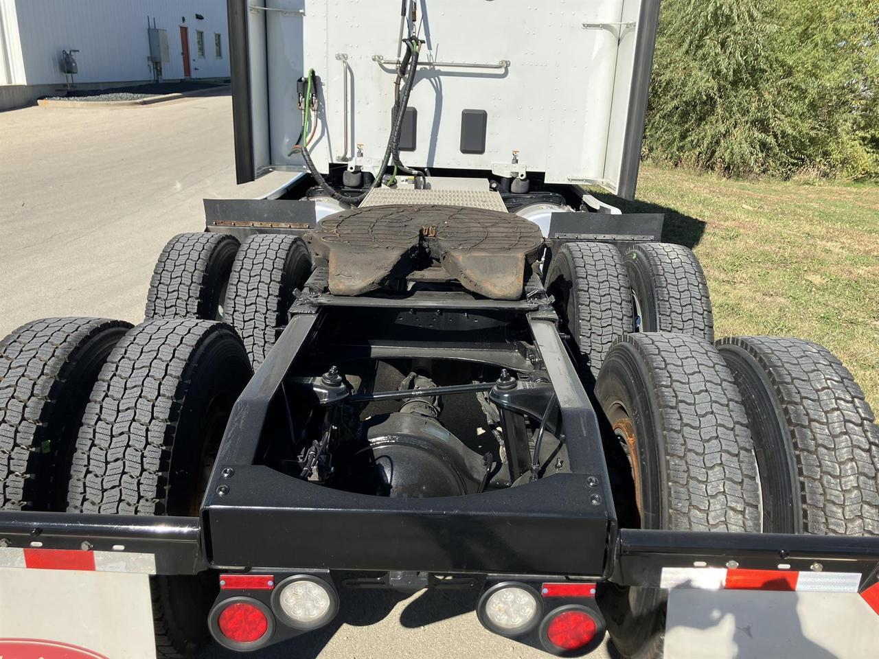 2022 Peterbilt 579 Ultraloft Rochester MN