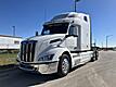 2022 Peterbilt 579 Ultraloft
