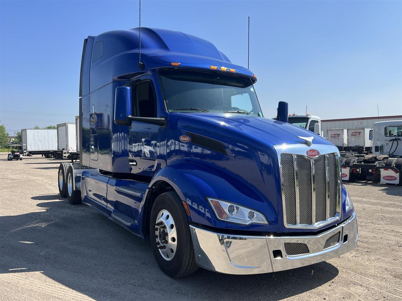 2022 Peterbilt 579 Ultraloft South St. Paul MN