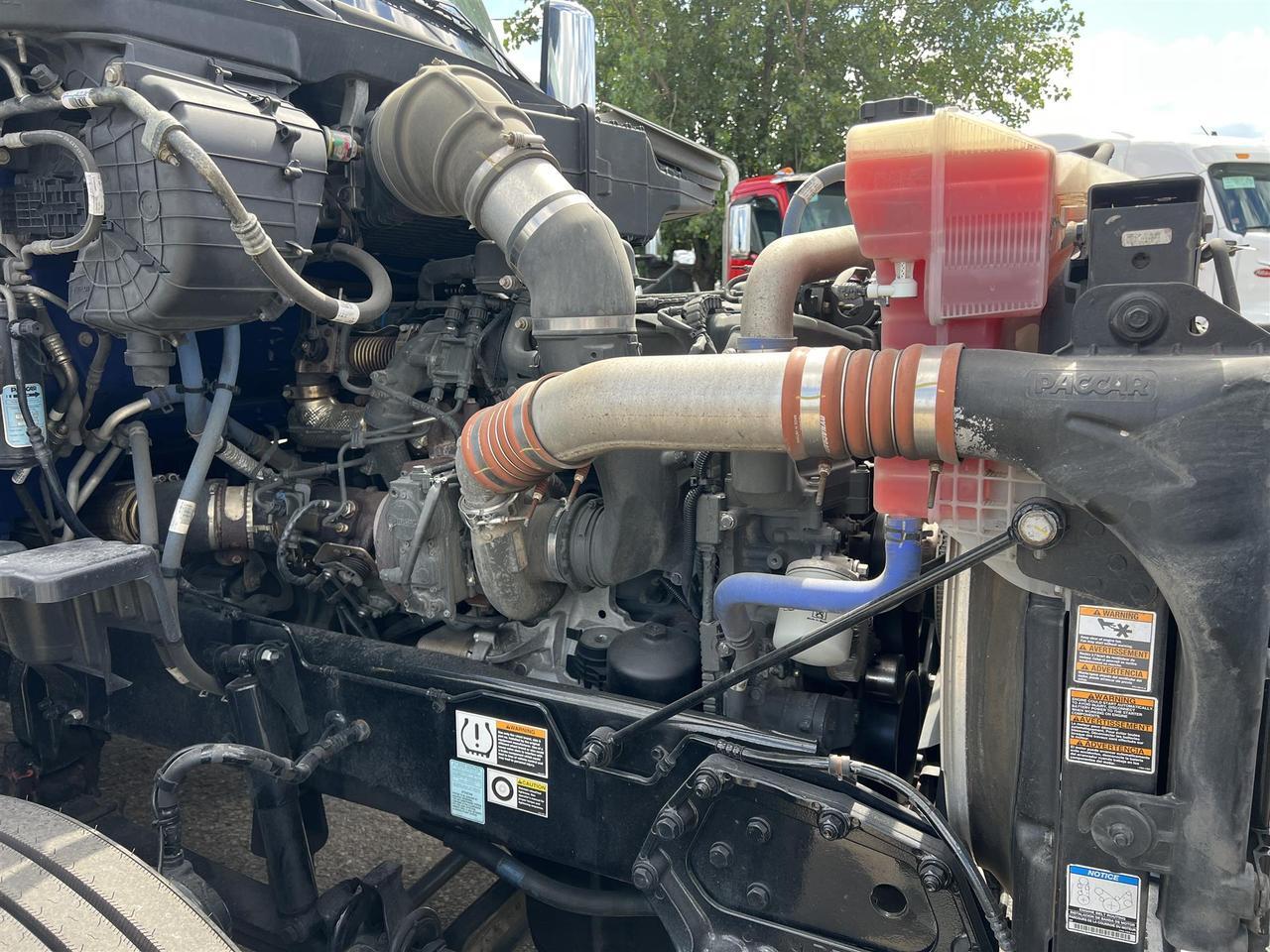 2022 Peterbilt 579 Ultraloft South St. Paul MN