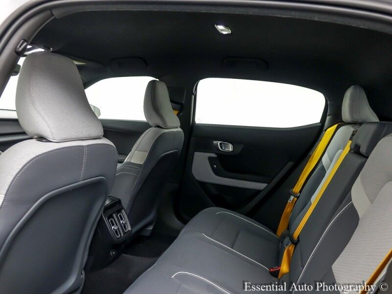 2022 Polestar 2 Willowbrook IL