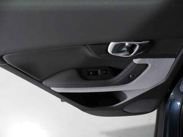 2022 Polestar 2 Long Range Dual Motor AWD *PERFORMANCE PKG, PILOT PKG, NAVIGATION, SAFETY ALERTS, ADAPTIVE CRUISE, 360 VIEW CAMERAS, COLOR TOUCHSCREEN, HEATED SEATS, 20 INCH WHEELS, ANDROID & APPLE Round Rock TX