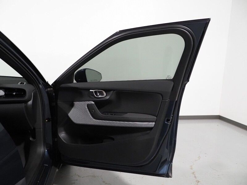 2022 Polestar 2 Long Range Dual Motor AWD *PERFORMANCE PKG, PILOT PKG, NAVIGATION, SAFETY ALERTS, ADAPTIVE CRUISE, 360 VIEW CAMERAS, COLOR TOUCHSCREEN, HEATED SEATS, 20 INCH WHEELS, APPLE Round Rock TX