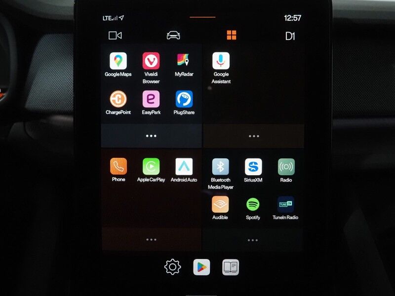 2022 Polestar 2 Long Range Dual Motor AWD *PLUS & PILOT PKGS, NAVIGATION, SAFETY ALERTS, ADAPTIVE CRUISE, 360 VIEW CAMERAS, PANORAMA MOONROOF, HEATED SEATS/STEERING, HARMAN/KARDON, ANDROID & APPLE Round Rock TX