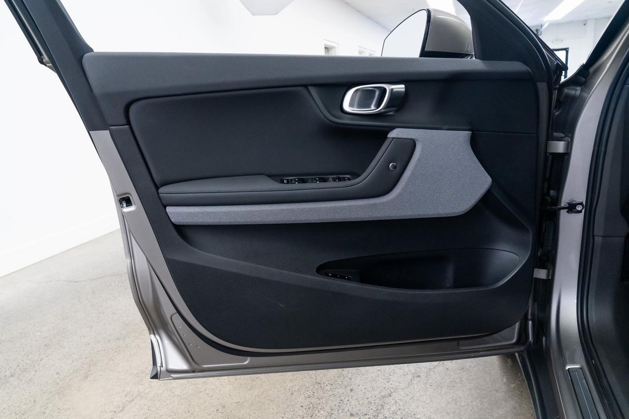 2022 Polestar 2 Long Range Dual Motor Heated Seats Plus Package Portland OR