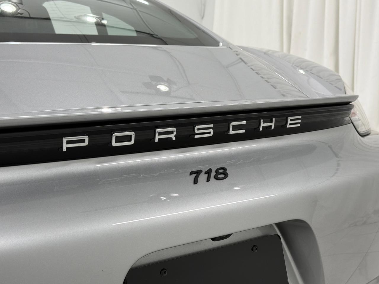 2022 Porsche 718 Cayman Newark DE