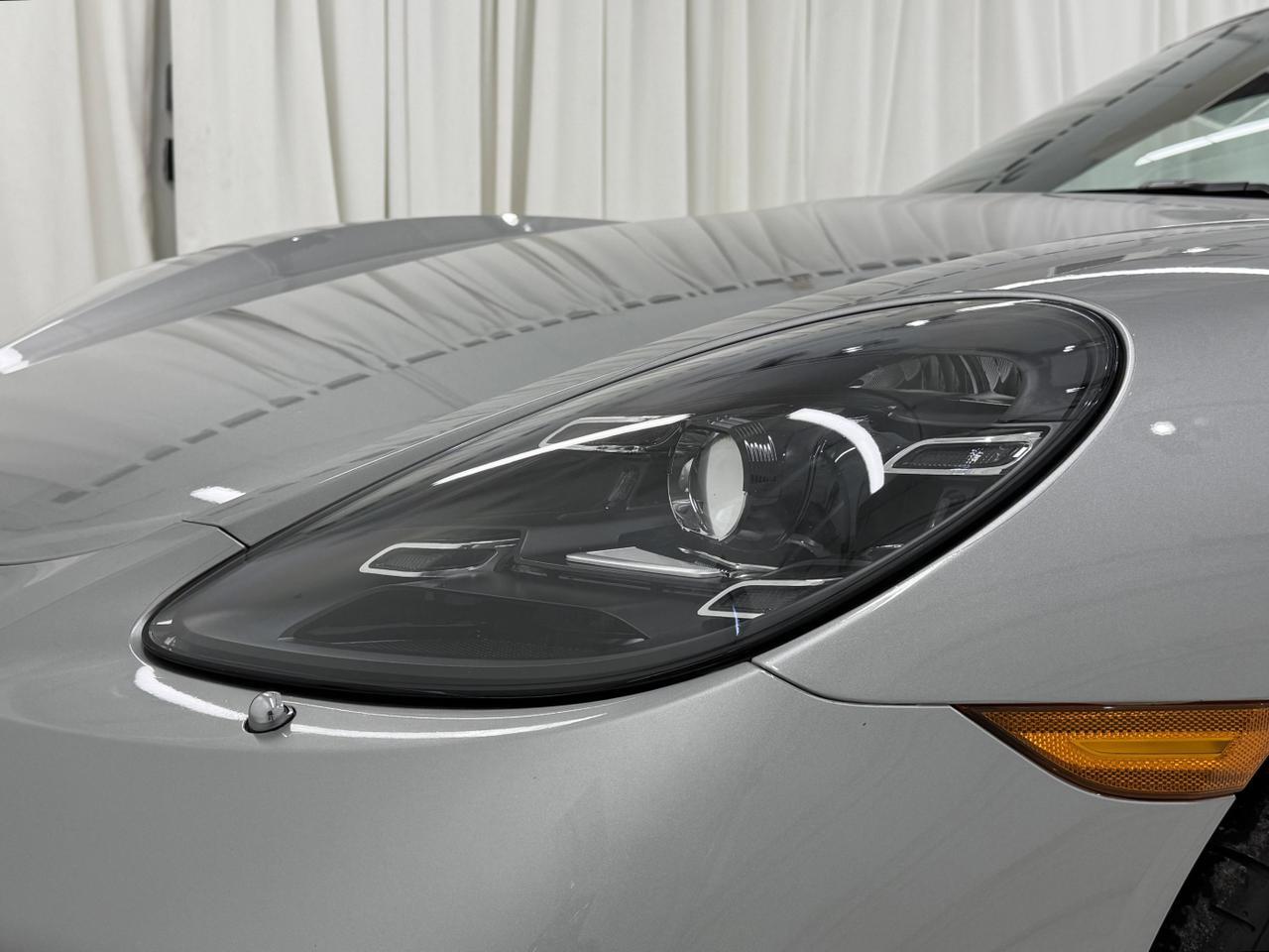 2022 Porsche 718 Cayman Newark DE