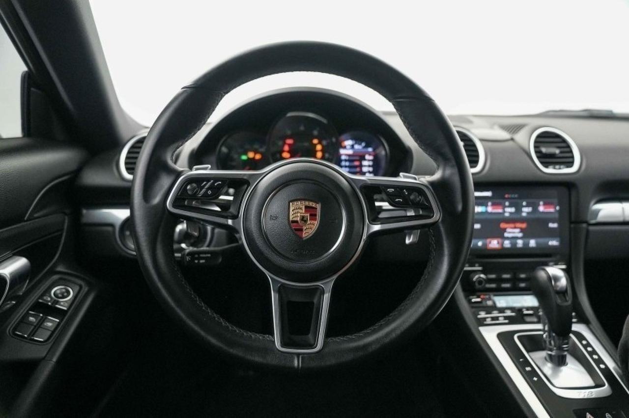 2022 Porsche Cayman Base T photo 18