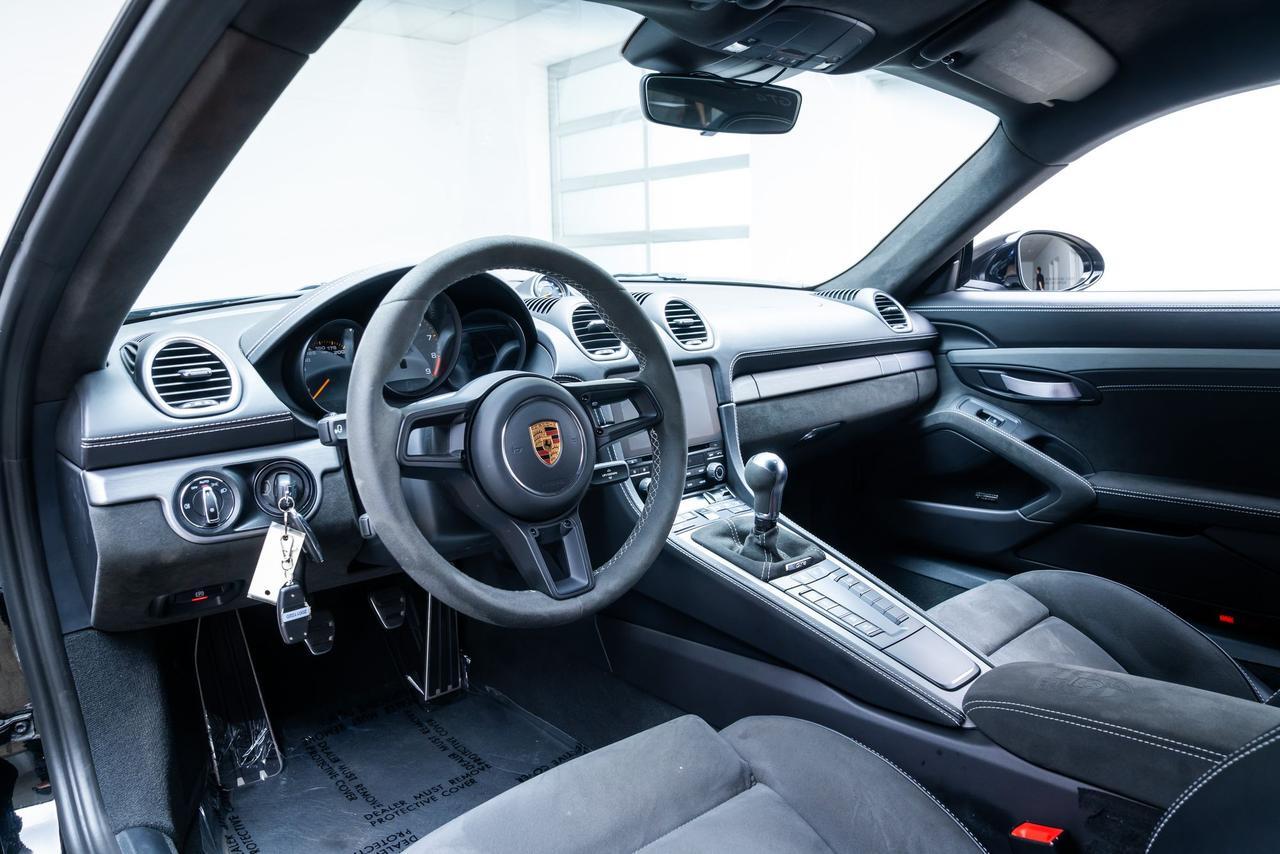 2022 Porsche 718 Cayman GT4 6 Spd Manual Adaptive Sport Seats (18-Way) Portland OR