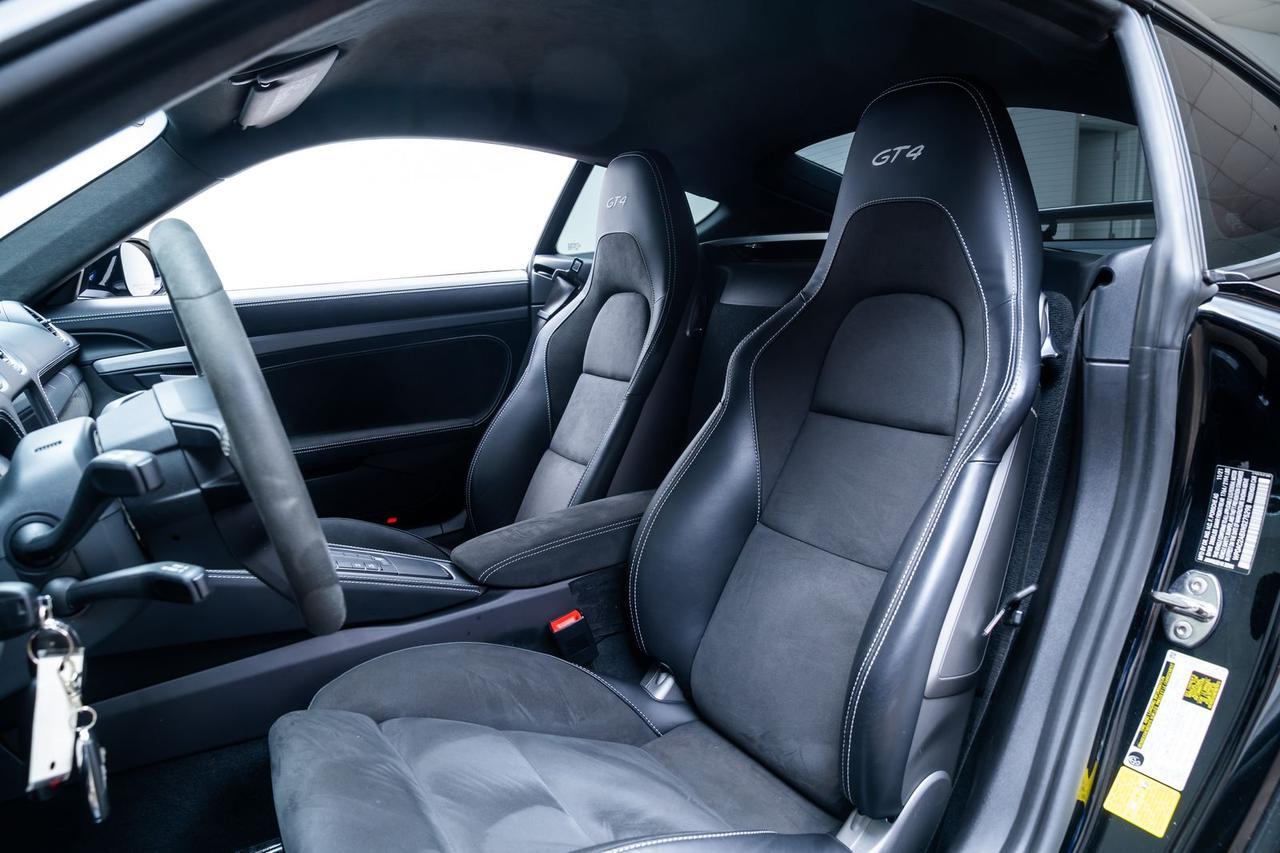2022 Porsche 718 Cayman GT4 6 Spd Manual Adaptive Sport Seats (18-Way) Portland OR