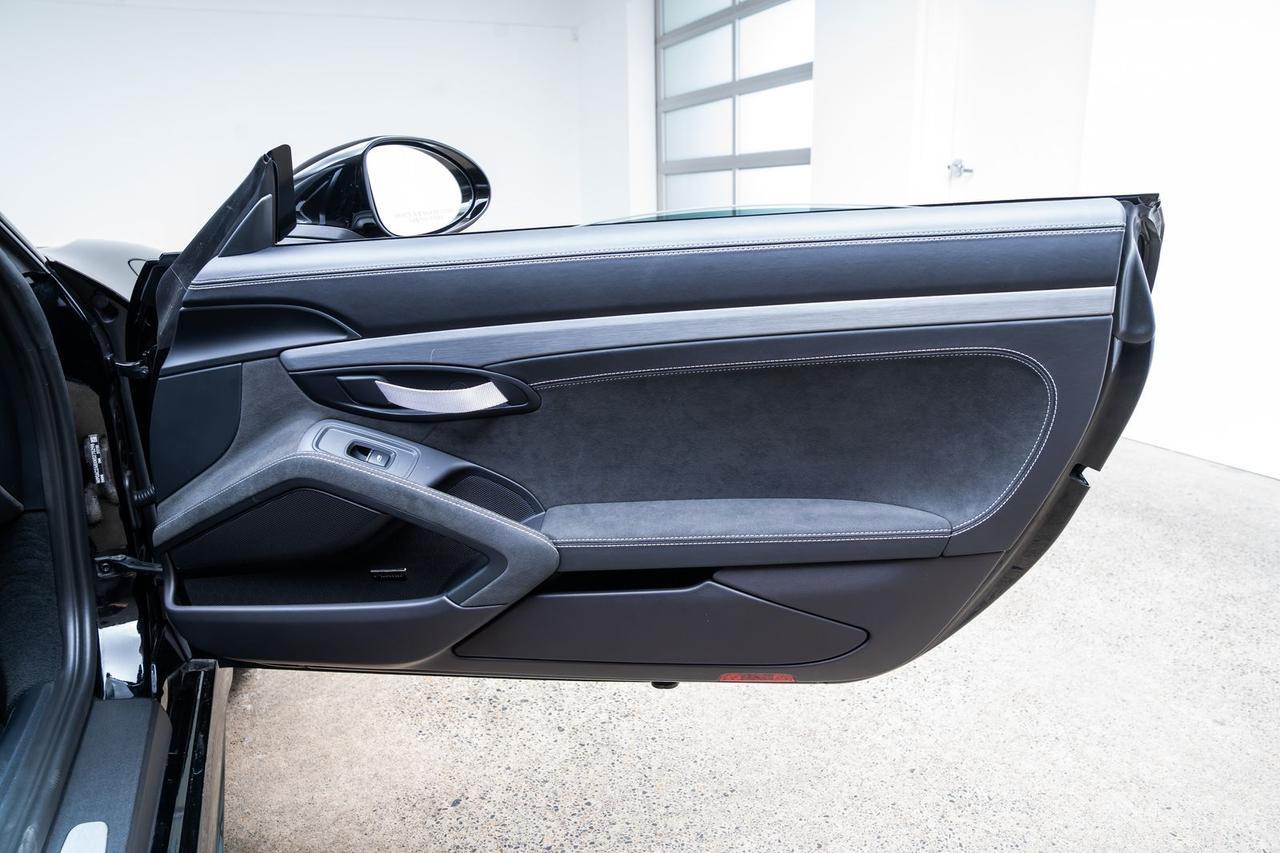 2022 Porsche 718 Cayman GT4 6 Spd Manual Adaptive Sport Seats (18-Way) Portland OR