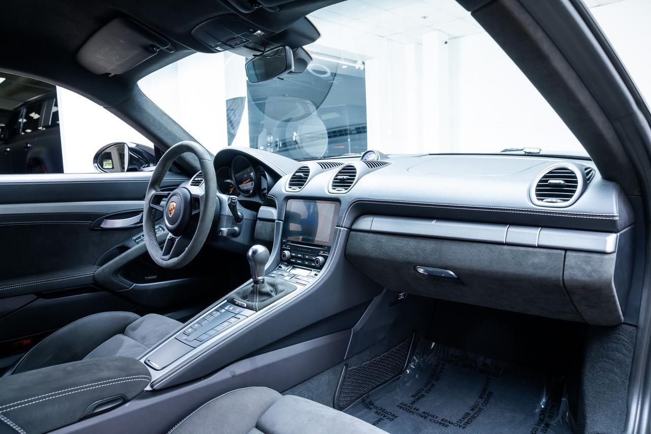 2022 Porsche 718 Cayman GT4 6 Spd Manual Adaptive Sport Seats (18-Way) Portland OR