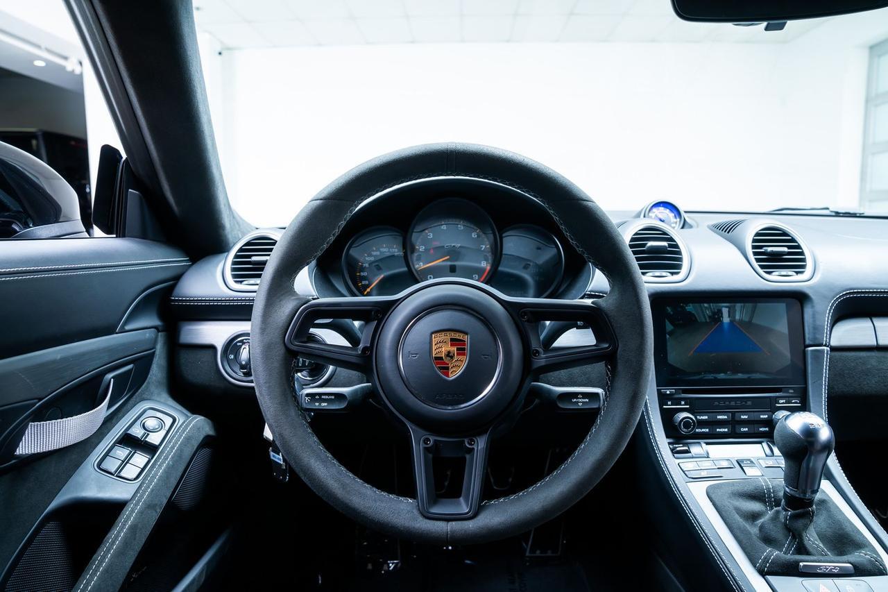 2022 Porsche 718 Cayman GT4 6 Spd Manual Adaptive Sport Seats (18-Way) Portland OR