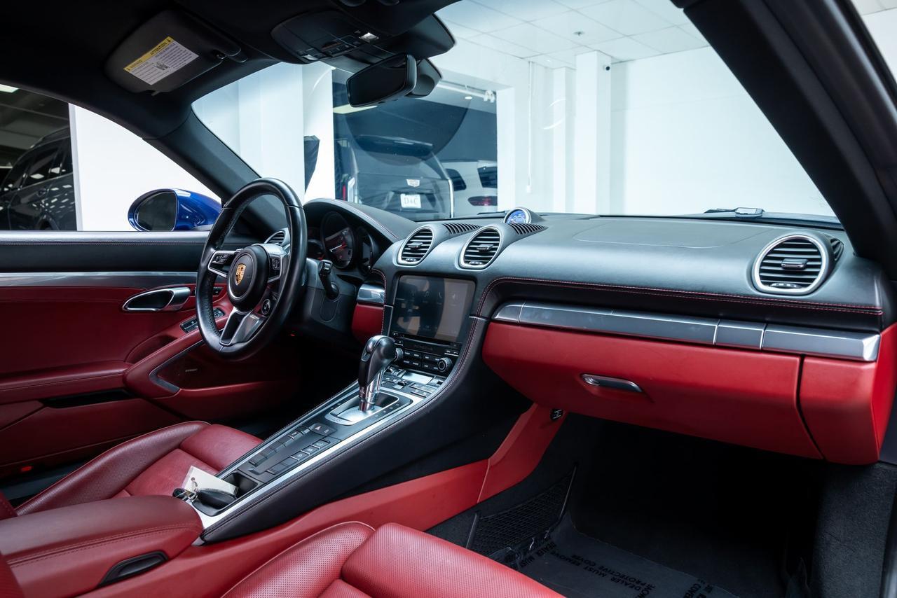 2022 Porsche 718 Cayman S Premium Package Sport Chrono Package Portland OR