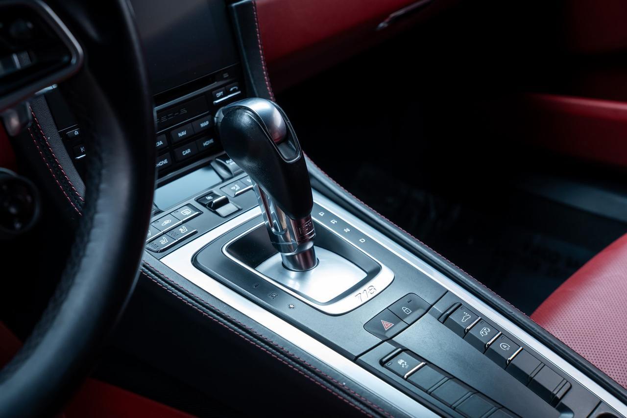 2022 Porsche 718 Cayman S Premium Package Sport Chrono Package Portland OR