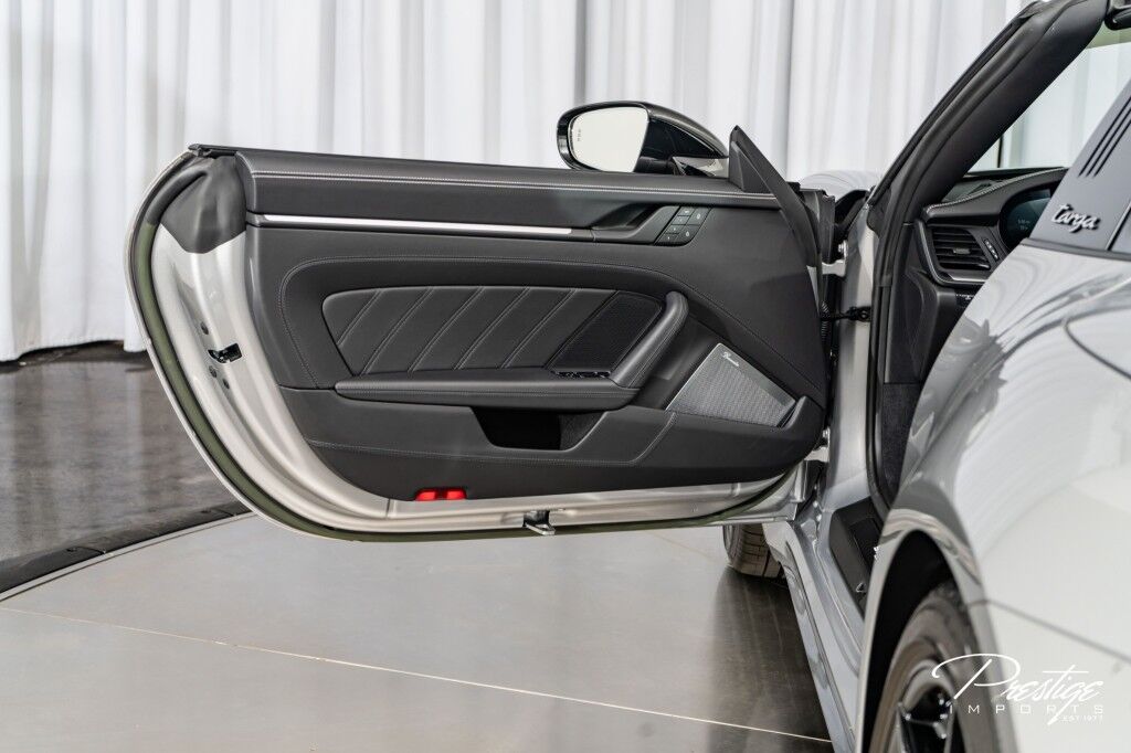 2022 Porsche 911 North Miami Beach FL