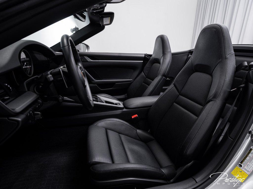 2022 Porsche 911 Carrera Cabriolet North Miami Beach FL