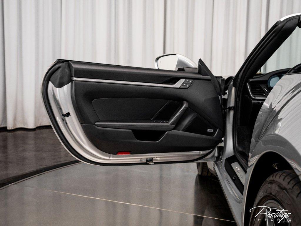 2022 Porsche 911 Carrera Cabriolet North Miami Beach FL