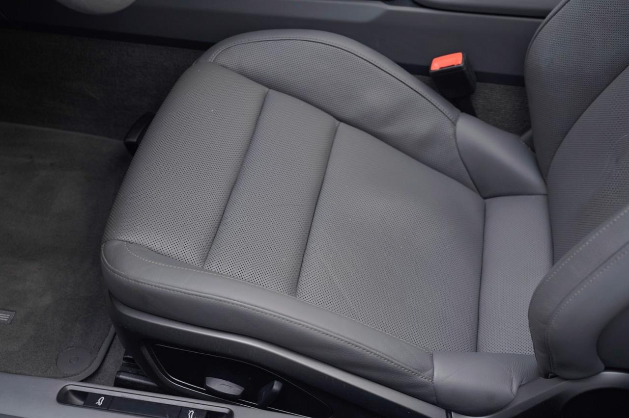 2022 Porsche 911 Carrera Cabriolet Pompano Beach FL