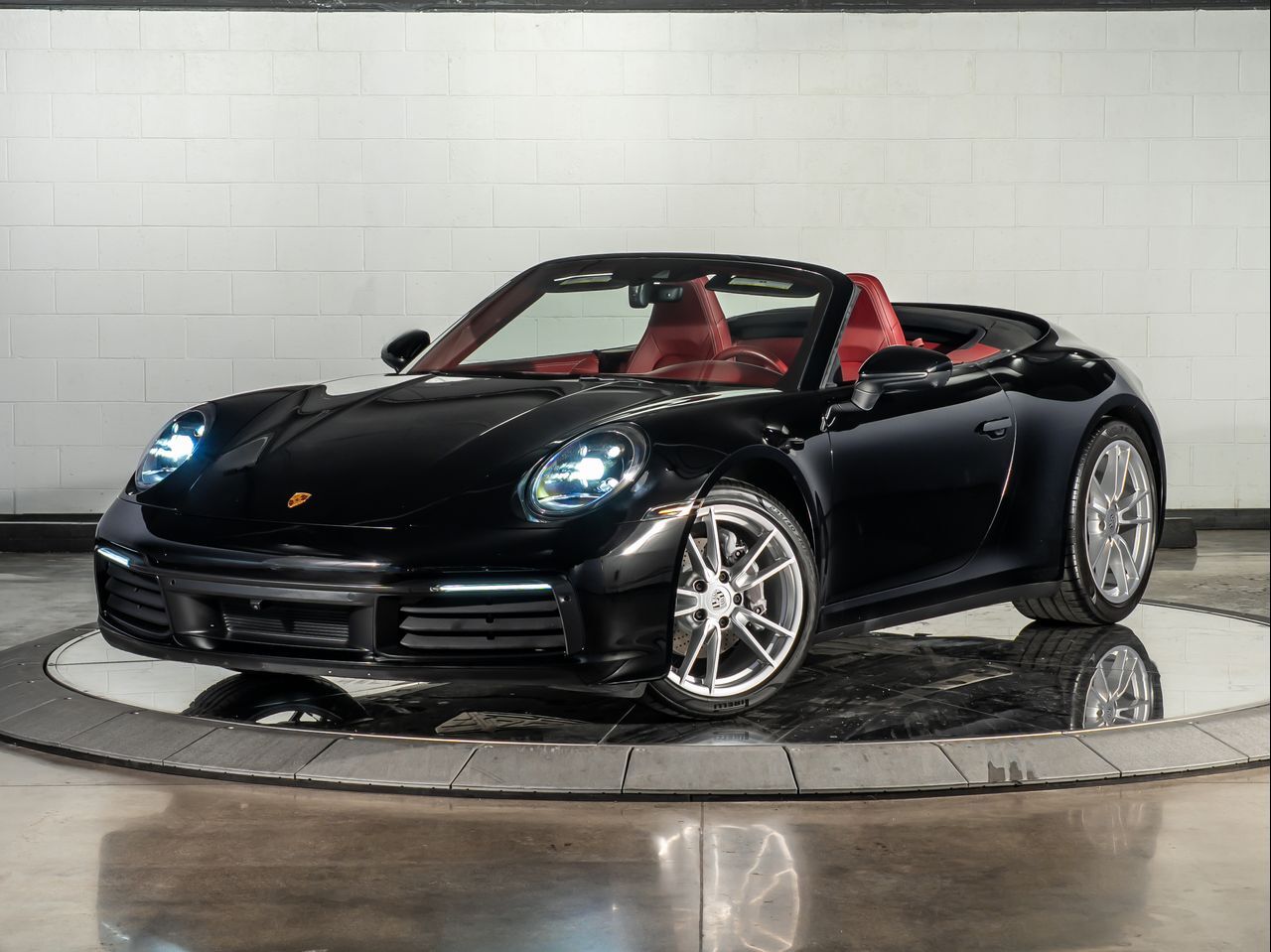 2022 Porsche 911 Carrera Cabriolet