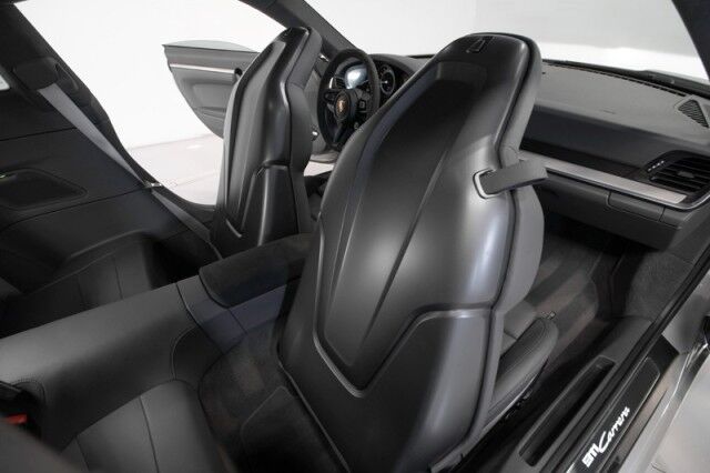 2022 Porsche 911 Carrera Coupe *$35,000 IN FACTORY OPTIONS* *BIG OPTION LIST* *7500 MILES* San Diego CA