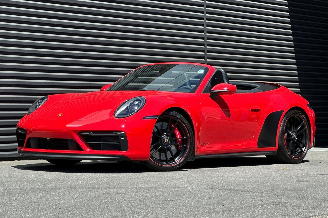 2022 Porsche 911 Carrera GTS