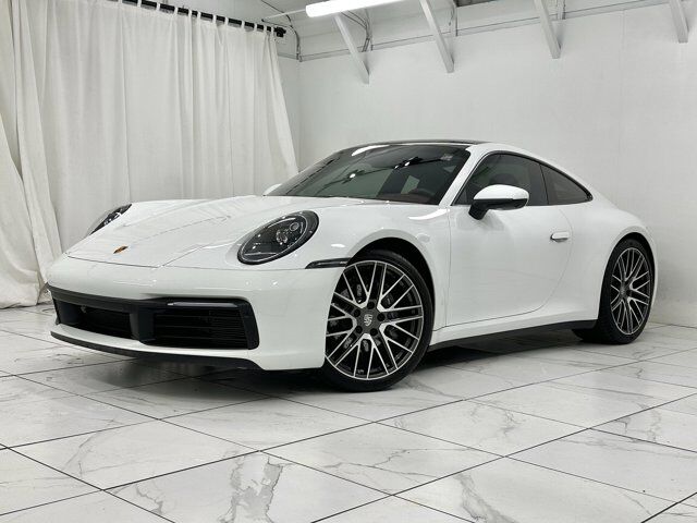 2022 Porsche 911 Carrera