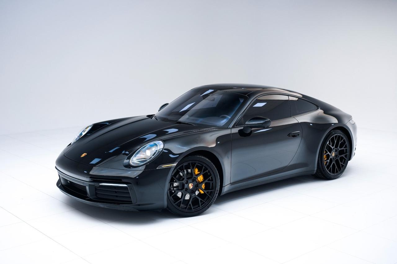 2022 Porsche 911 Carrera