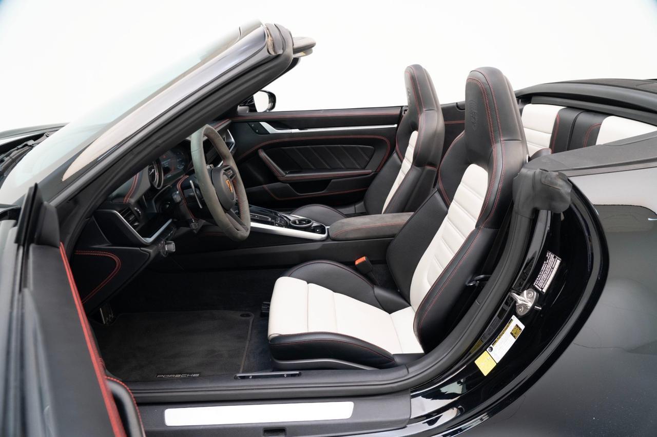 2022 Porsche 911 Turbo S Cabriolet Pompano Beach FL