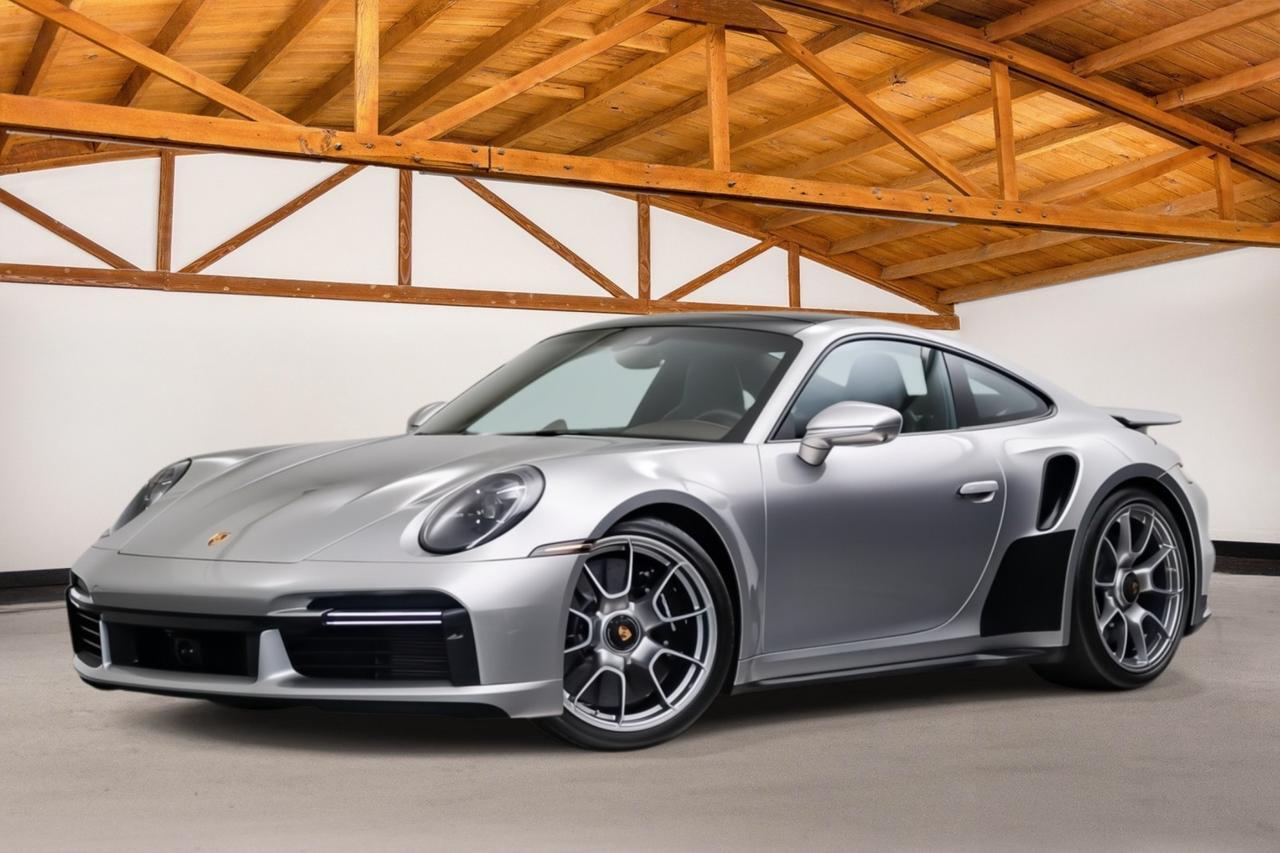 2022 Porsche 911 Turbo S