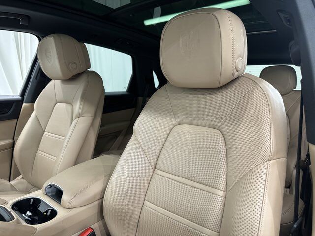 2022 Porsche Cayenne Newark DE