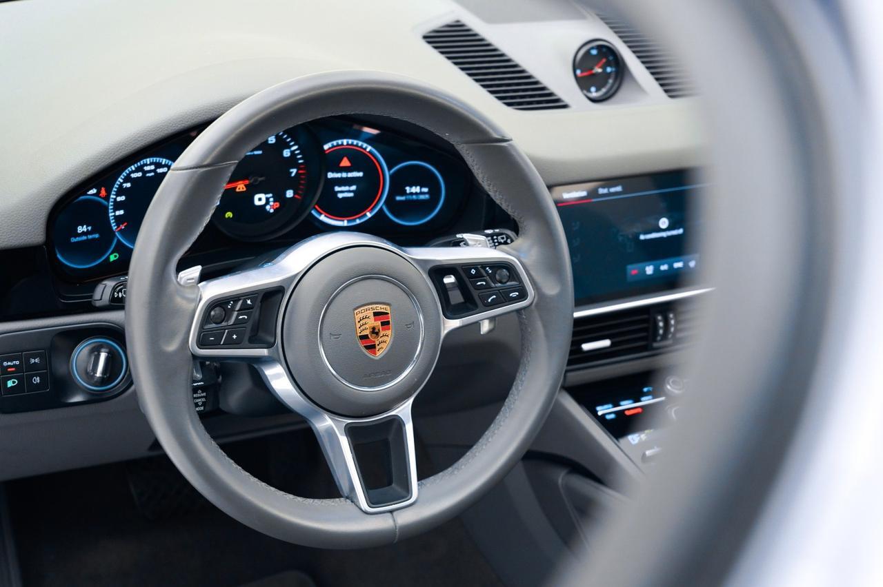 2022 Porsche Cayenne Pompano Beach FL