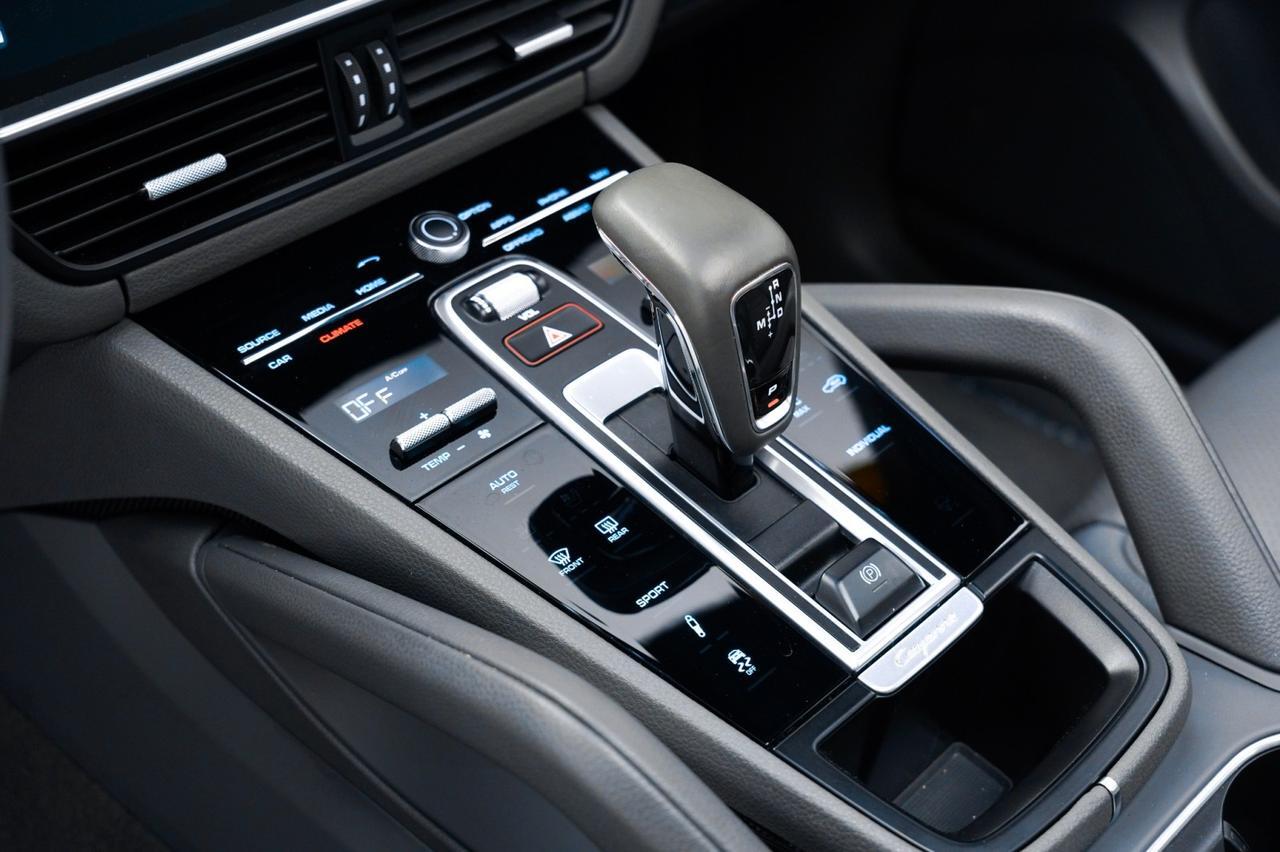 2022 Porsche Cayenne Pompano Beach FL