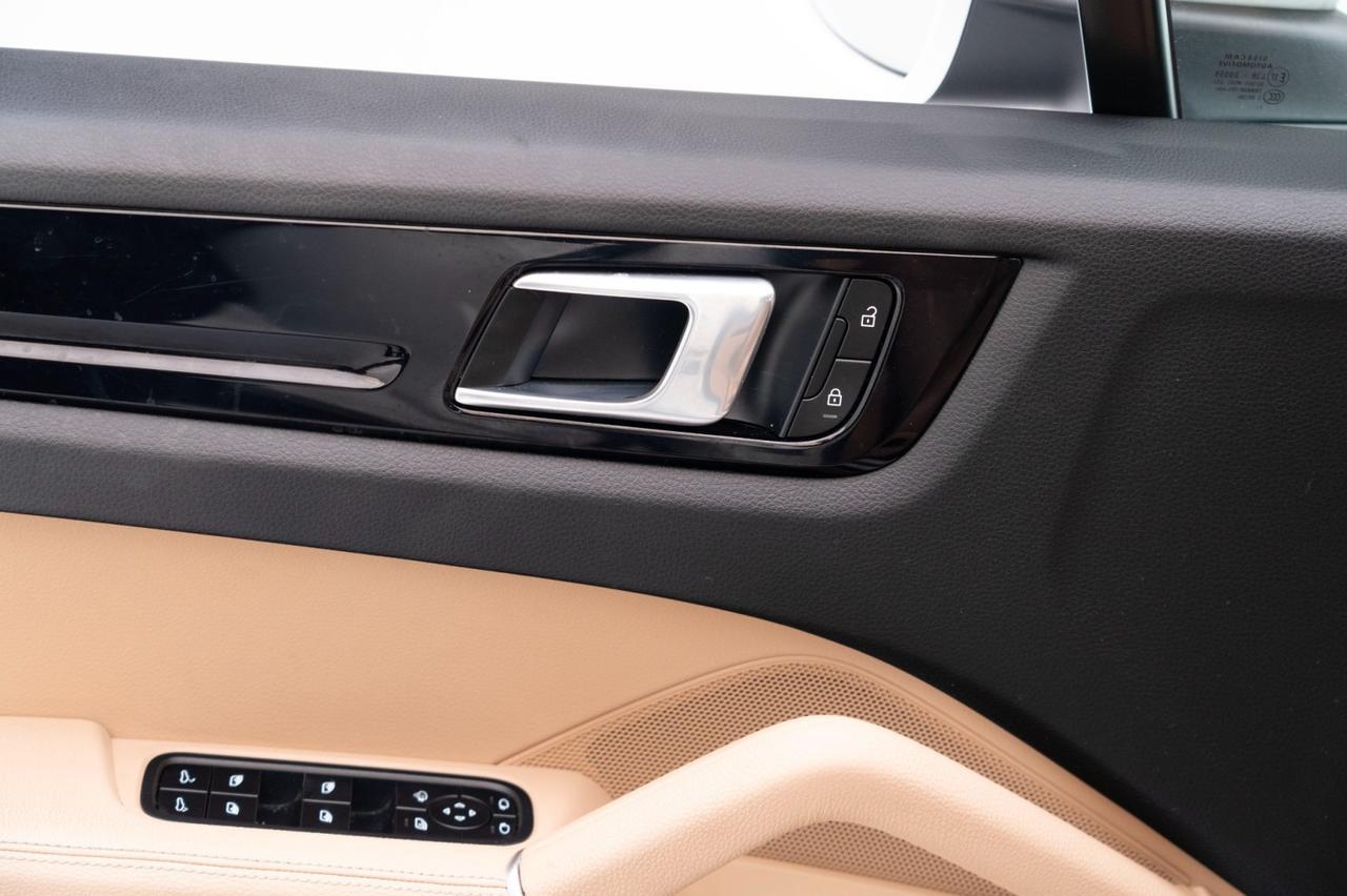 2022 Porsche Cayenne Pompano Beach FL