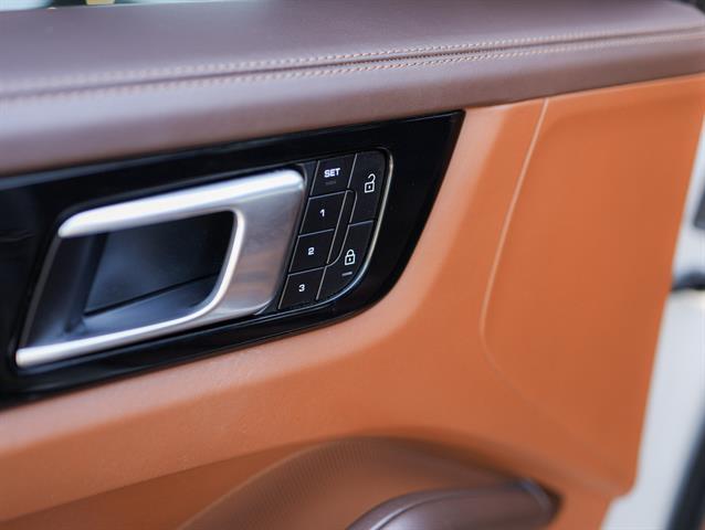 2022 Porsche Cayenne AWD Coupe Platinum Edition 4dr SUV Bakersfield CA