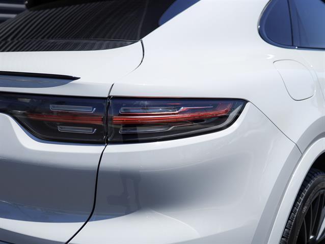 2022 Porsche Cayenne AWD Coupe Platinum Edition 4dr SUV Bakersfield CA