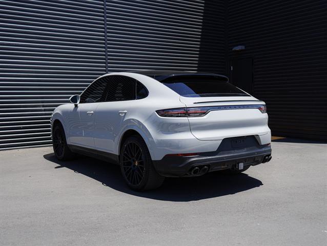 2022 Porsche Cayenne AWD Coupe Platinum Edition 4dr SUV Bakersfield CA