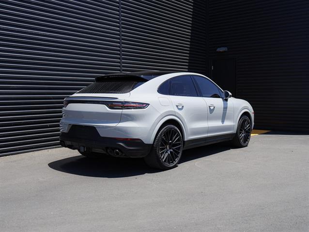2022 Porsche Cayenne AWD Coupe Platinum Edition 4dr SUV Bakersfield CA