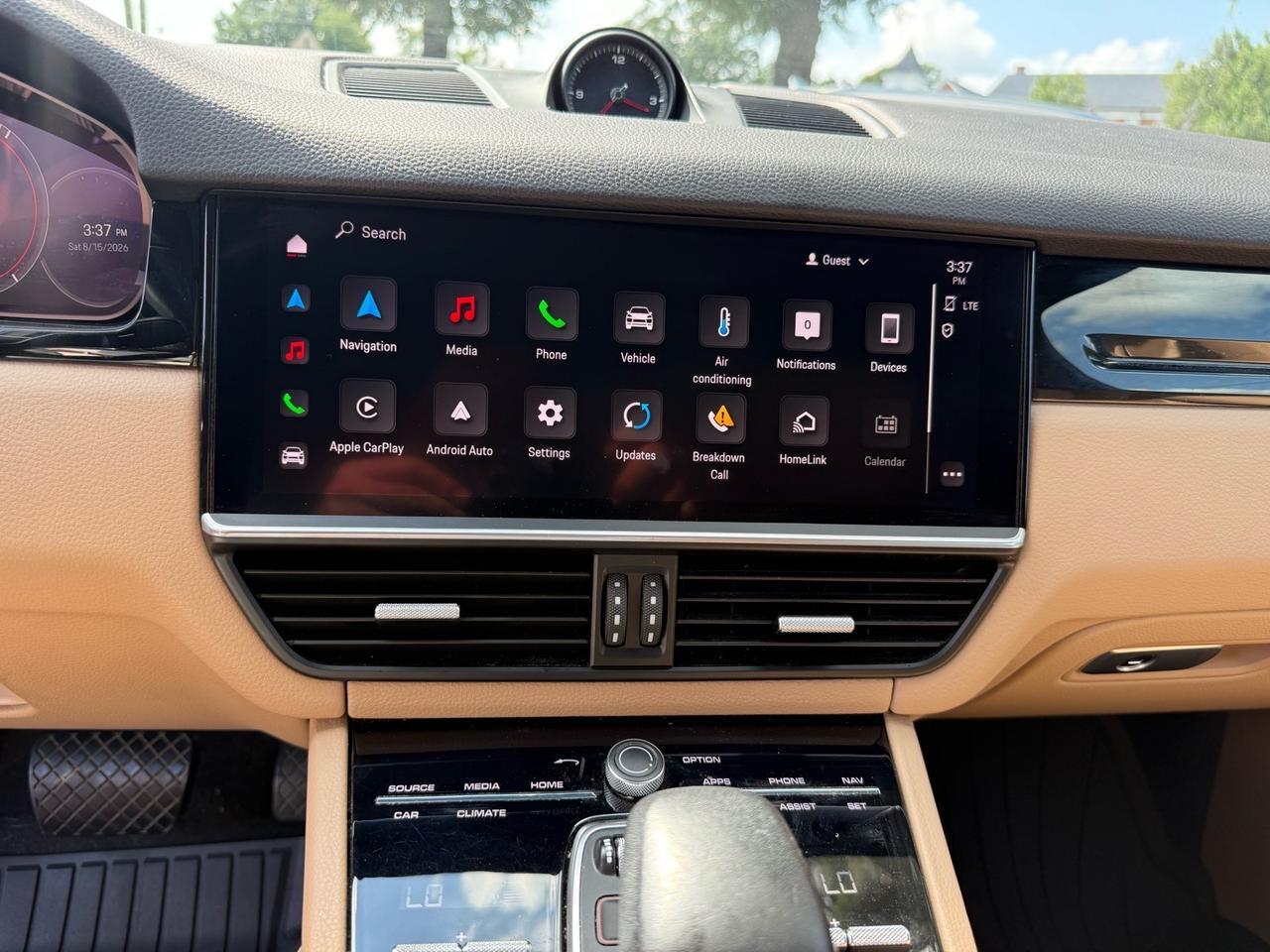 2022 Porsche Cayenne Base