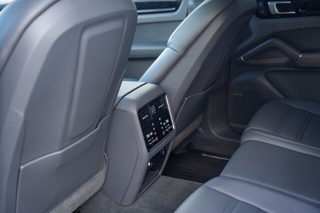 2022 Porsche Cayenne Base Paramus NJ