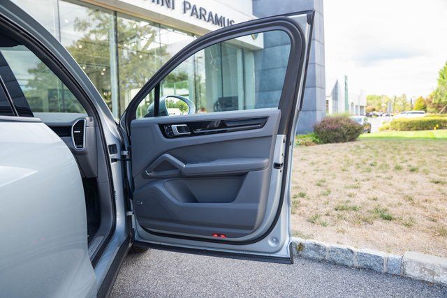 2022 Porsche Cayenne Base Paramus NJ